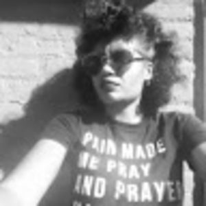 Meet your Posher, Delia